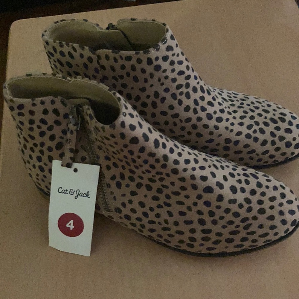 Kid shoes